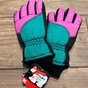 Vintage Womens’ Pink and Teal Ski Gloves